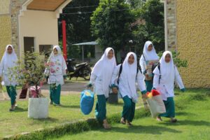Peran Orang Tua dalam Pendidikan Anak