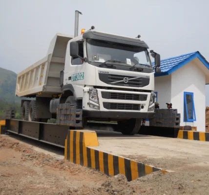 Cara Kerja Timbangan Truk Digital di Industri Modern